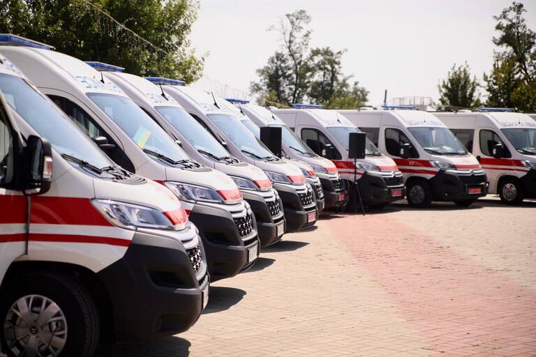 Нікопольська станція екстреної меддопомоги отримала 22 нові «швидкі»